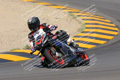 media/Oct-09-2022-SoCal Trackdays (Sun) [[95640aeeb6]]/Turns 9 and 10 (1050am)/